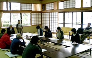 講演会開催「滅びゆく地球と生態系」浅野内科 院長 浅野晴義先生